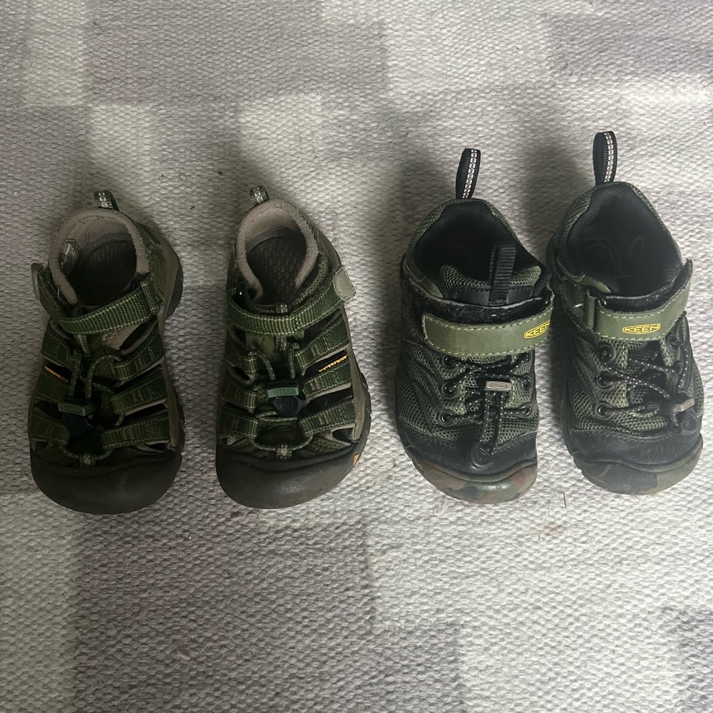 Bundle of Keen Toddler Shoes, size 9